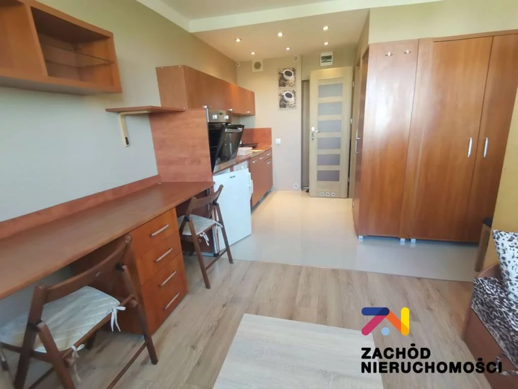 162510227 - zdjęcie nr 0