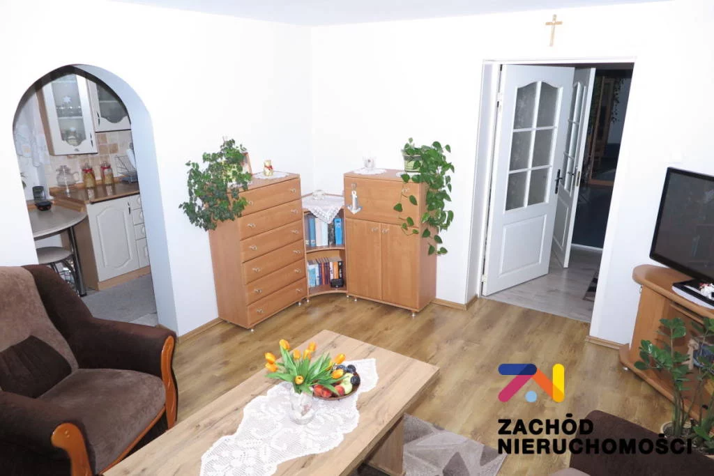 162710227 - zdjęcie nr 2