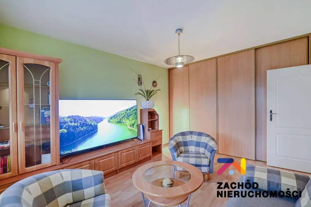 157830227 - zdjęcie nr 2