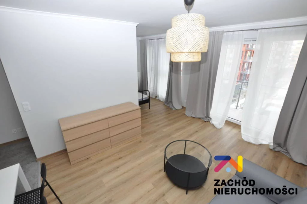 162680227 - zdjęcie nr 2