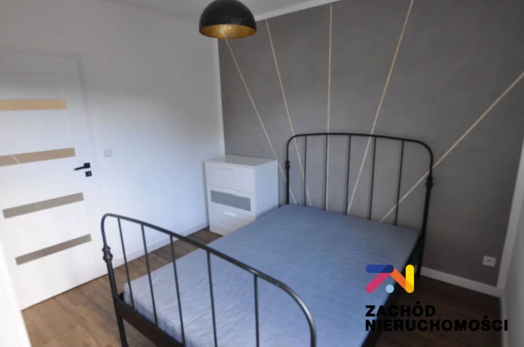 162640227 - zdjęcie nr 4