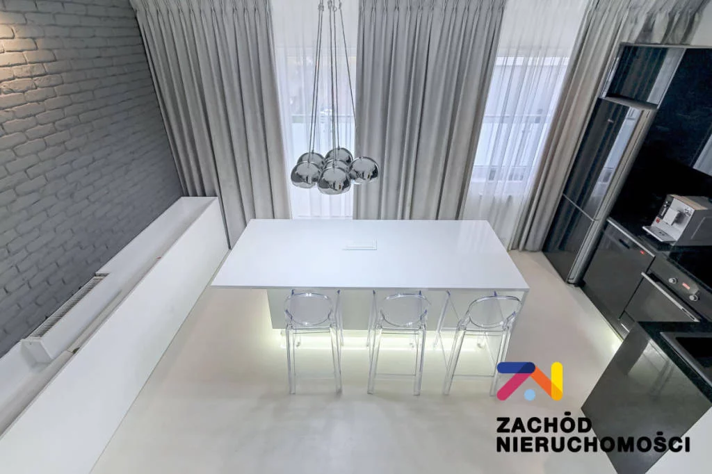 162470227 - zdjęcie nr 0