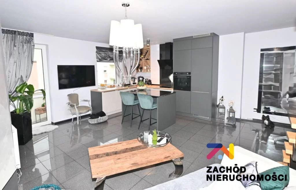 157940227 - zdjęcie nr 2