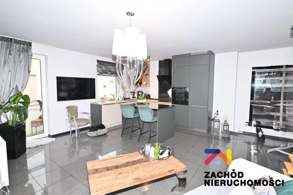 157940227 - zdjęcie nr 3