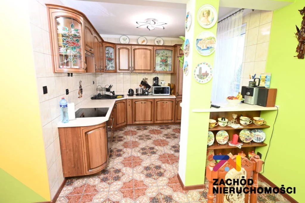 162540227 - zdjęcie nr 2