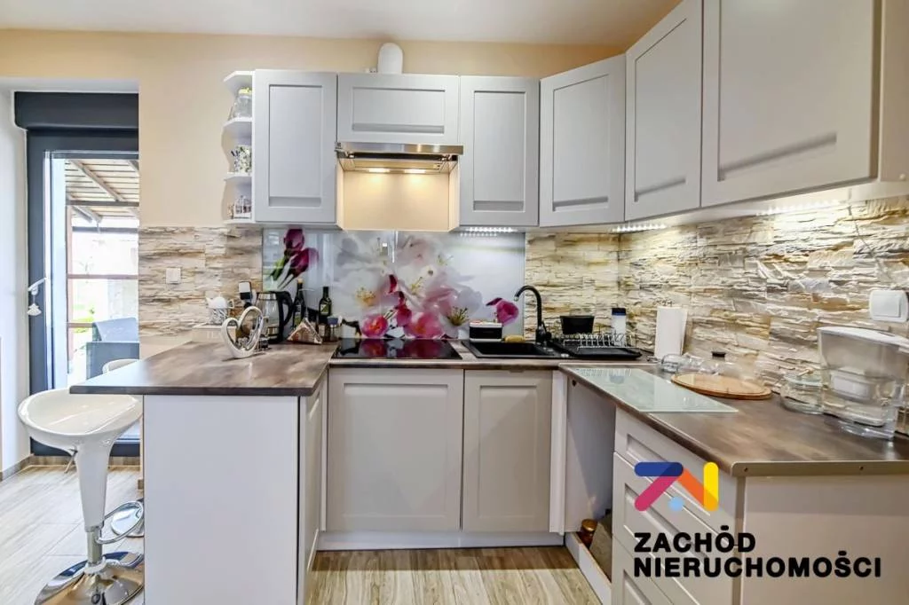 154530227 - zdjęcie nr 4