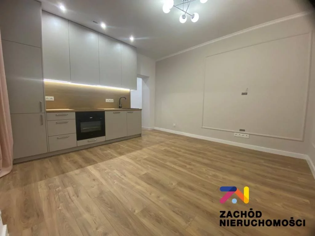 159590227 - zdjęcie nr 0