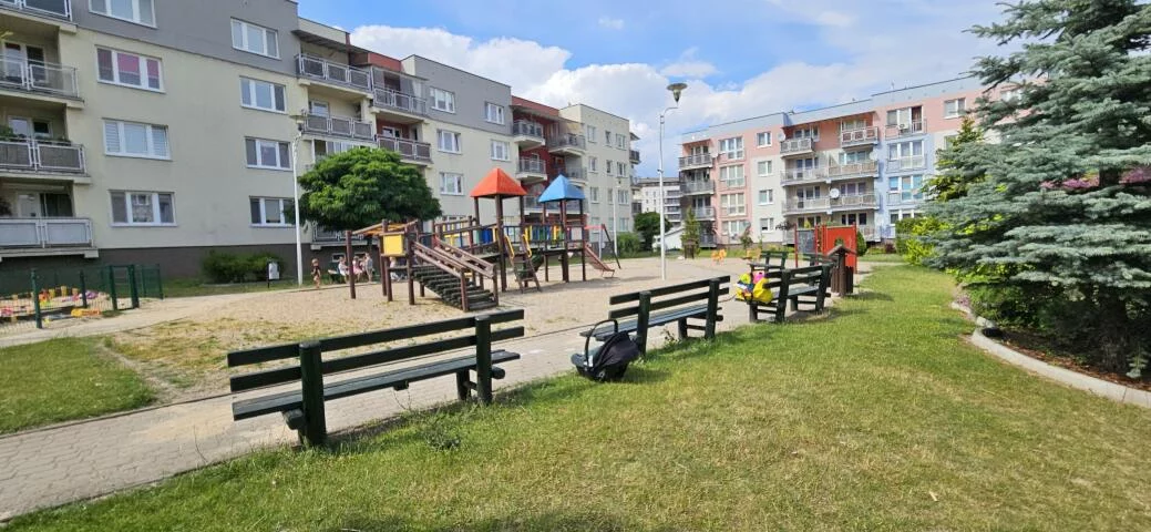 2400 - zdjęcie nr 3