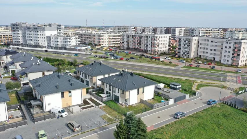 3 pokoje, mieszkanie 68,30 m², parter, oferta nr , 2249, Łomża, Bursztynowa