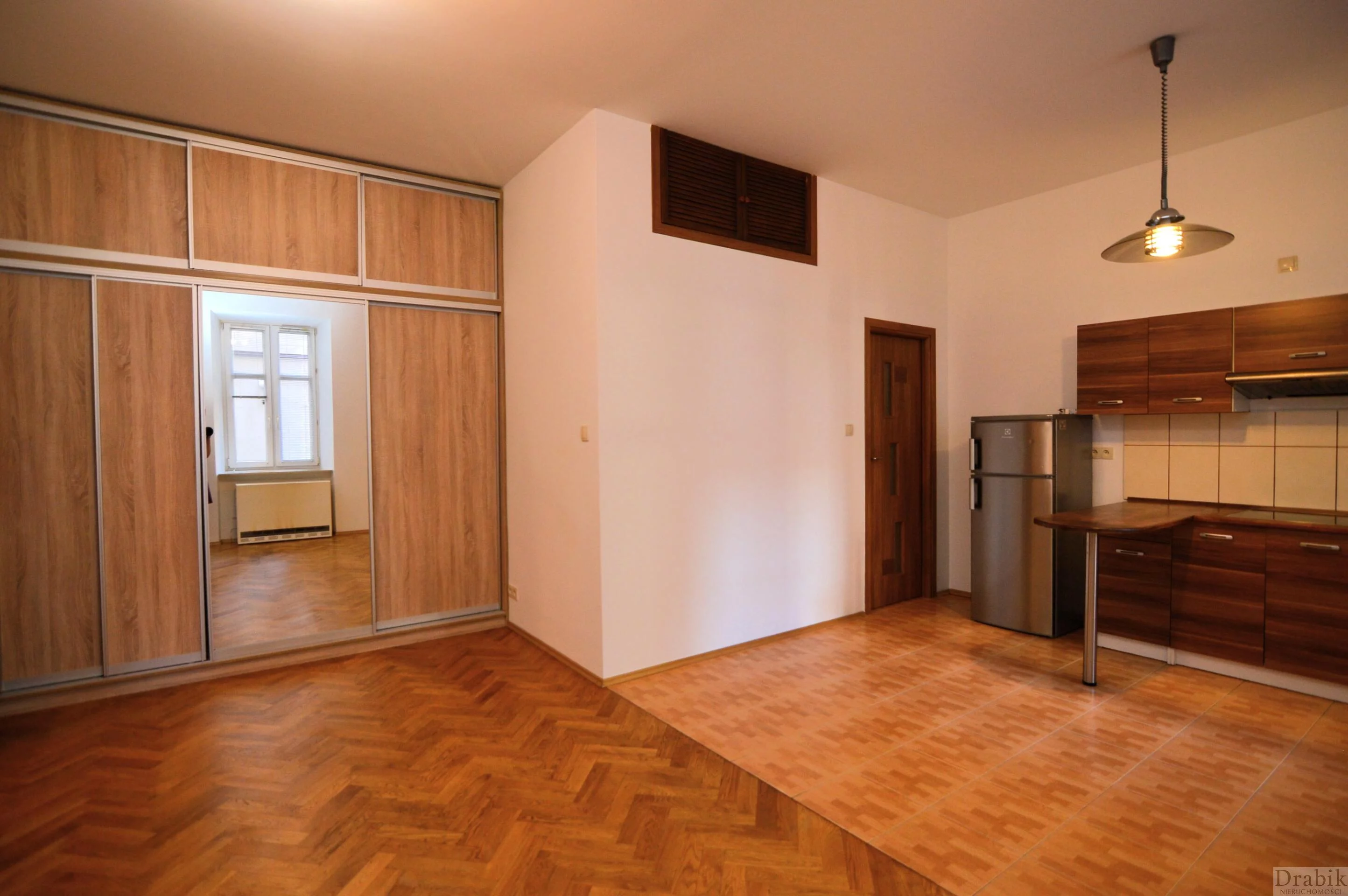 2 pokoje, mieszkanie 52,00 m², parter, oferta nr , 2656, Kraków, Stare Miasto, Stare Miasto, Plac Matejki