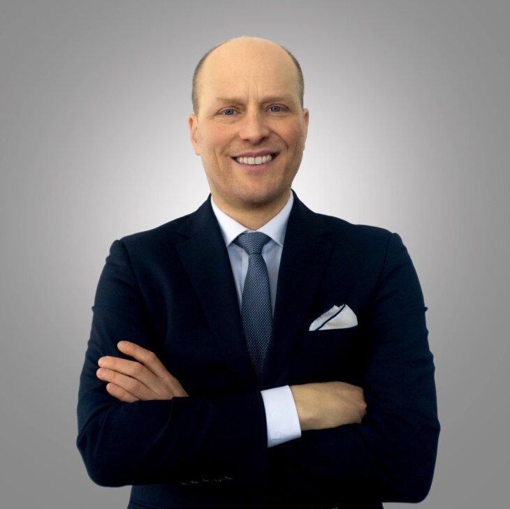 Agent Piotr Walski