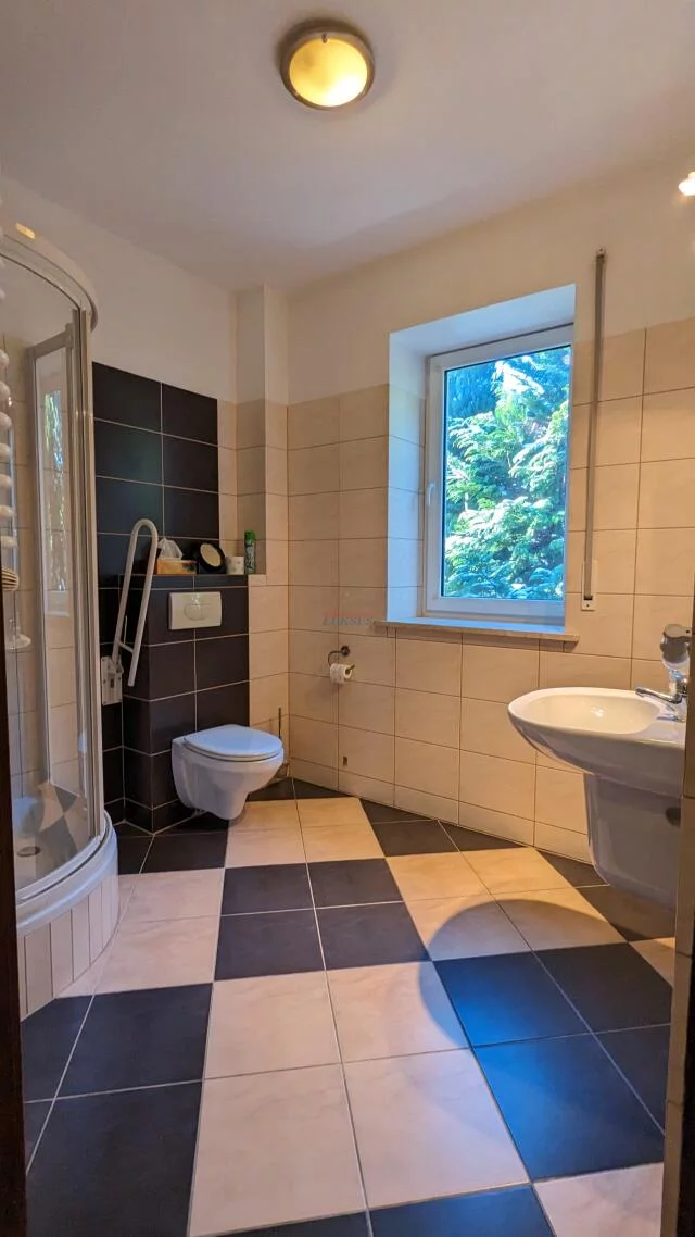 Dom i rezydencja 262,00 m², oferta nr , 20250, Baszkówka
