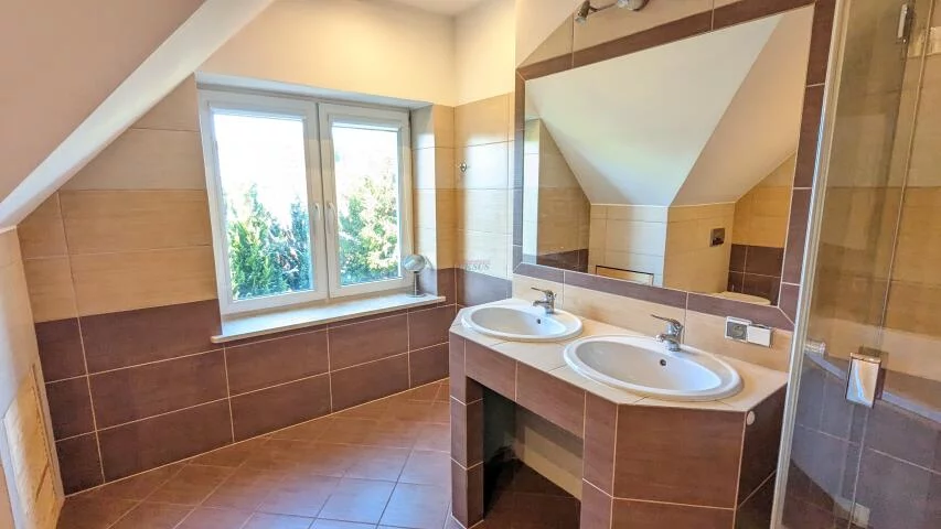 Dom i rezydencja 262,00 m², oferta nr , 20250, Baszkówka