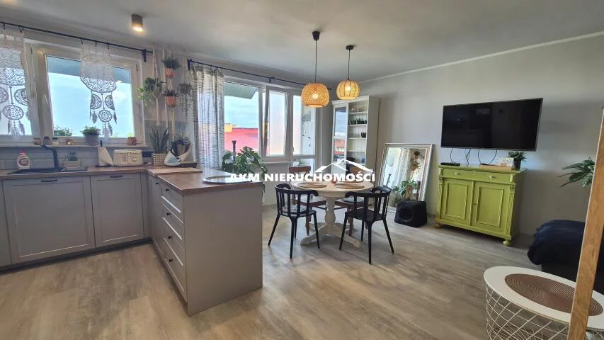 4 pokoje, mieszkanie 75,30 m², piętro 3, oferta nr , 313, Kwidzyn, Kasprowicza