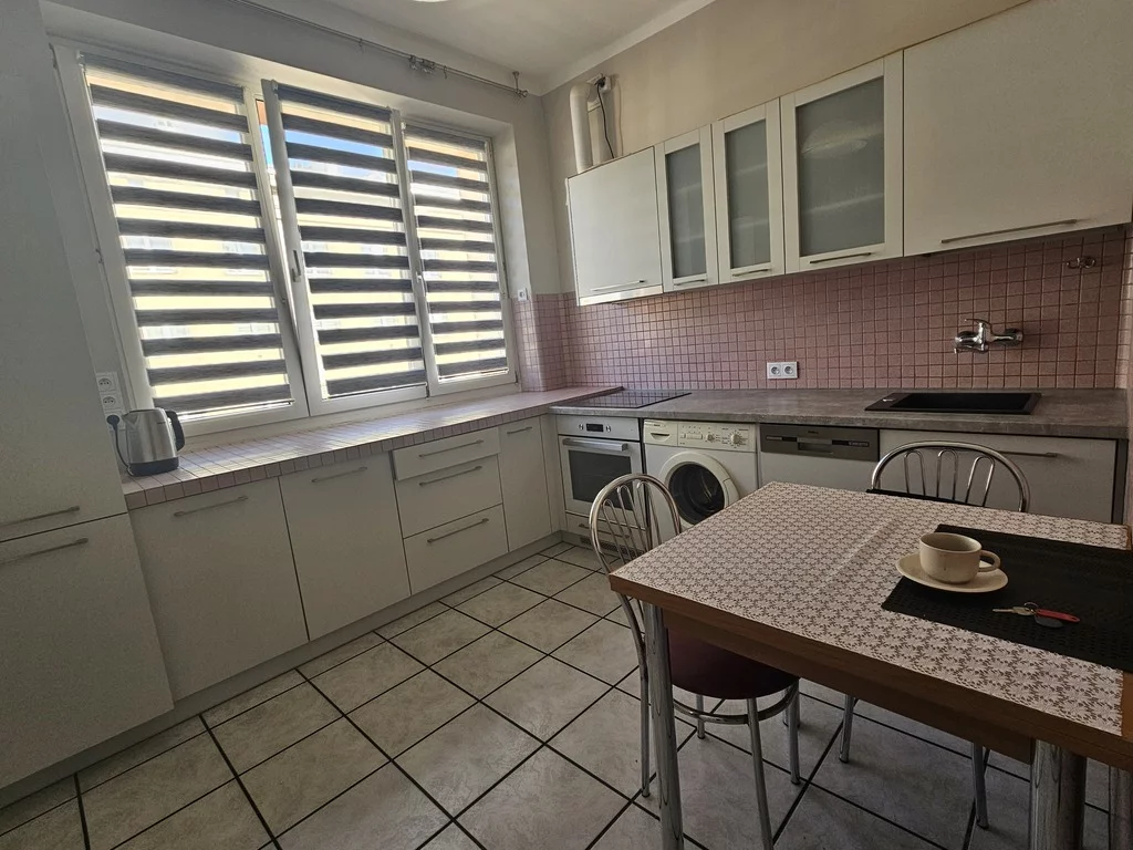 2 pokoje, mieszkanie 42,00 m², piętro 5, oferta nr , 23172/2517/OMW, Warszawa, Wola, Wola, Aleja "Solidarności"