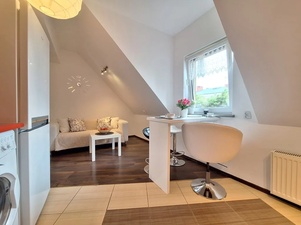 2 pokoje, mieszkanie 58,00 m², piętro 1, oferta nr , 22893/2517/OMW, Warszawa, Targówek, Targówek, Cmentarna