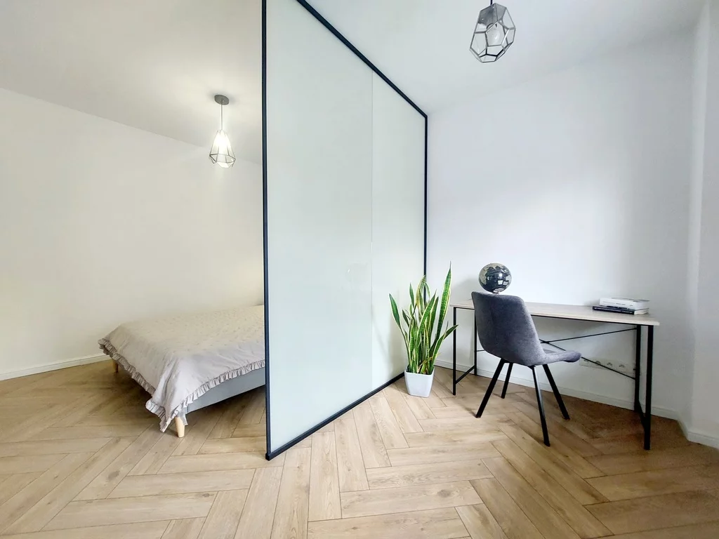 Apartamenty 22935/2517/OMW Warszawa Praga Południe Paryska