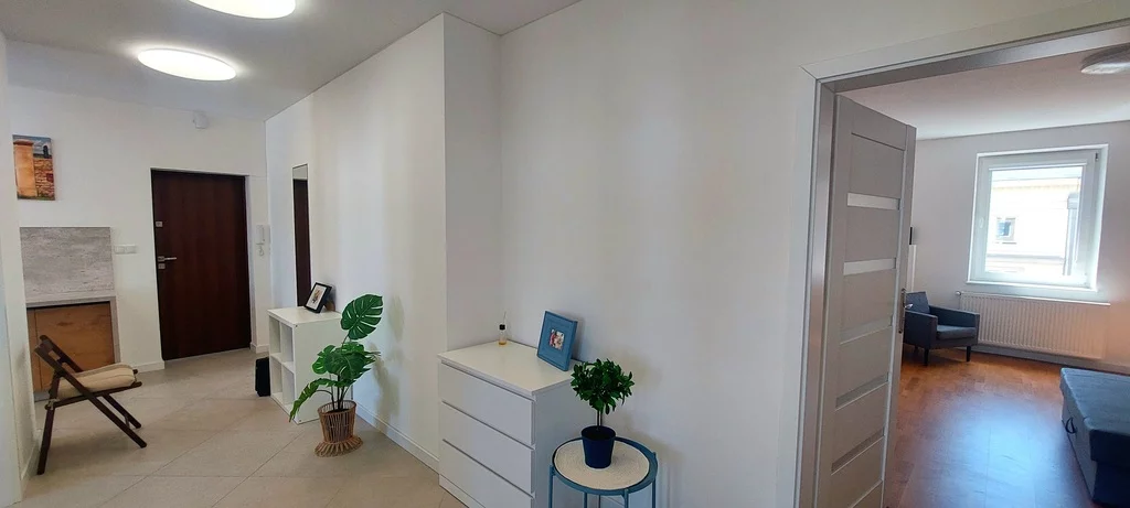 Mieszkanie trzypokojowe 75,00 m², Warszawa, Śródmieście, Nowowiejska, Wynajem