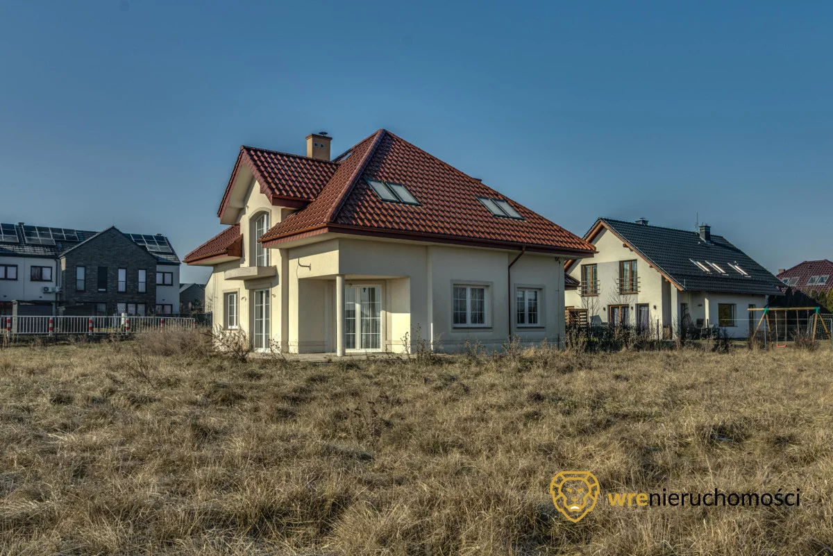Dom i rezydencja 173,00 m², oferta nr , 951154, Święta Katarzyna, Łąkowa