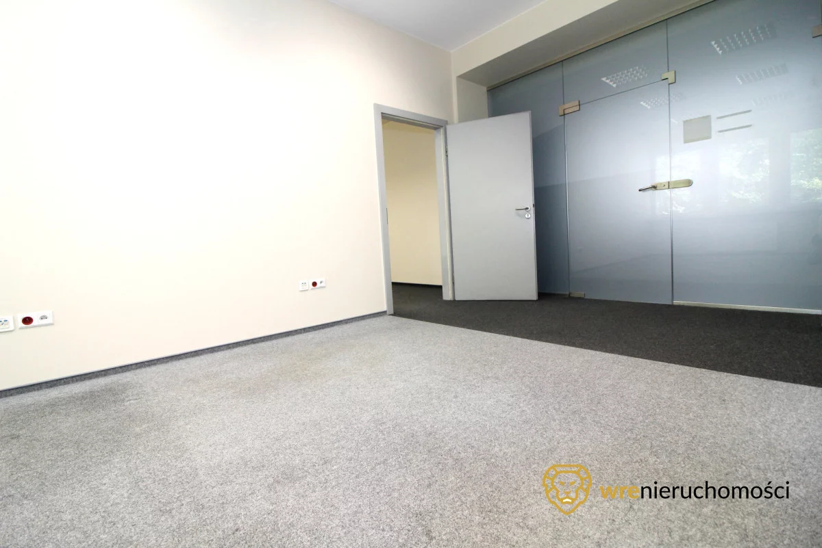 Biuro do wynajęcia, 54,00 m², oferta nr 370249