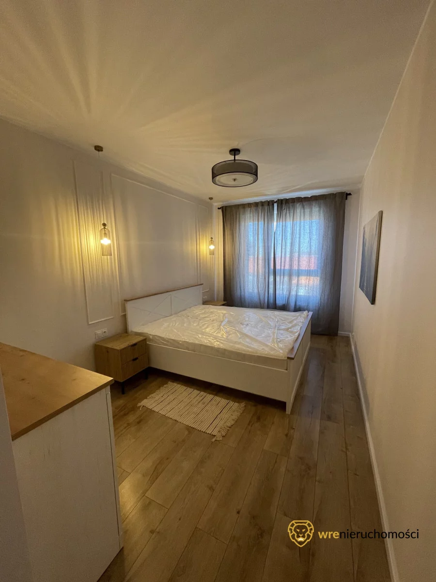 530188245 - zdjęcie nr 4