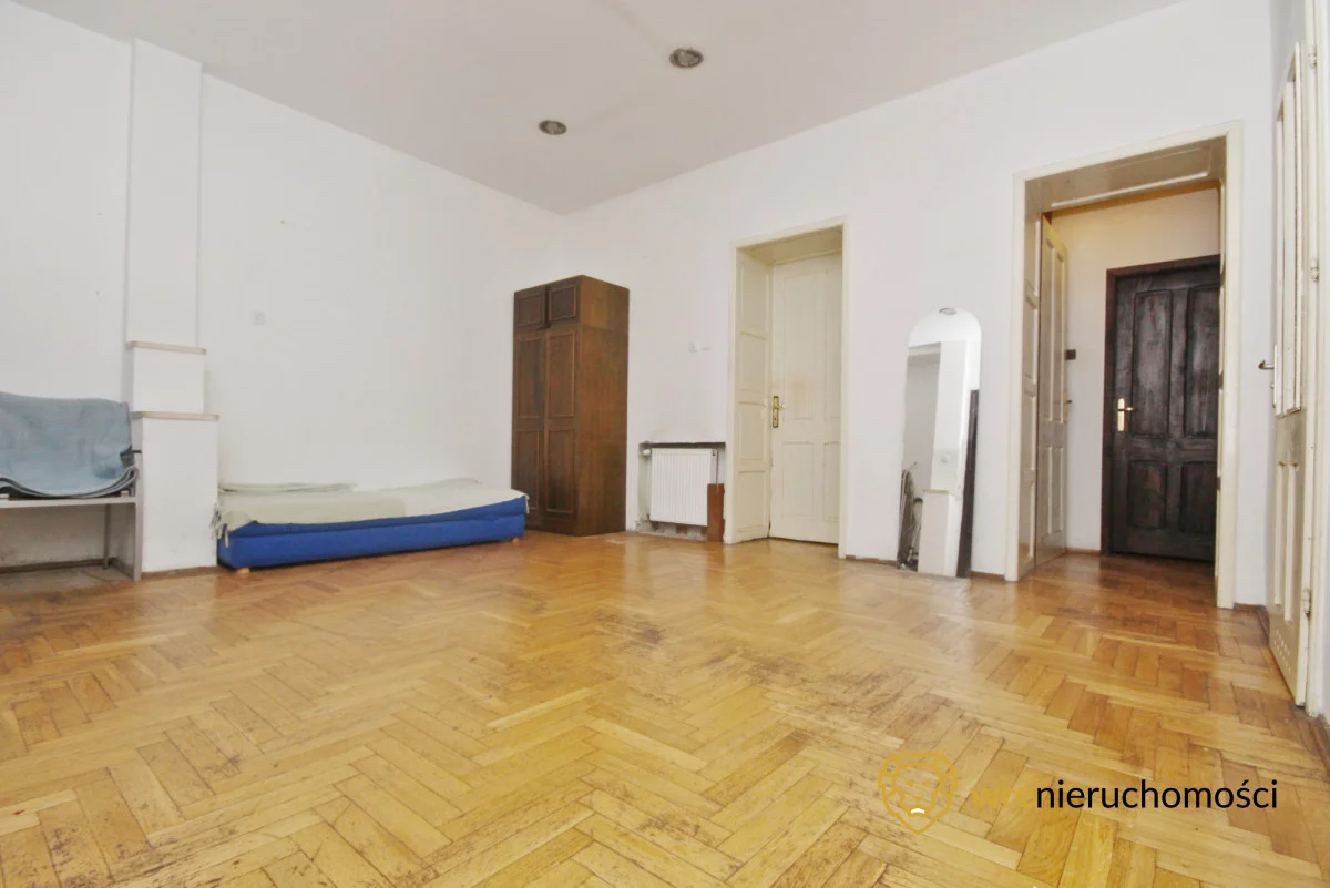 Mieszkanie na sprzedaż, 107,71 m², 4 pokoje, parter, oferta nr 973729