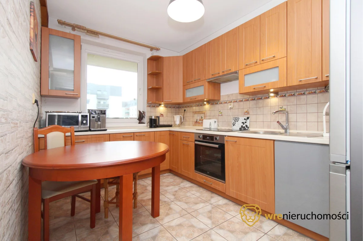 Mieszkanie czteropokojowe 72,57 m², Wrocław, Psie Pole-Zawidawie, Psie Pole, Poleska, Sprzedaż