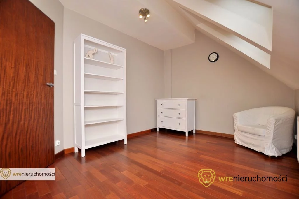 4 pokoje, mieszkanie 120,00 m², piętro 4, oferta nr , 221727, Wrocław, Krzyki-Partynice, Partynice, Zwycięska