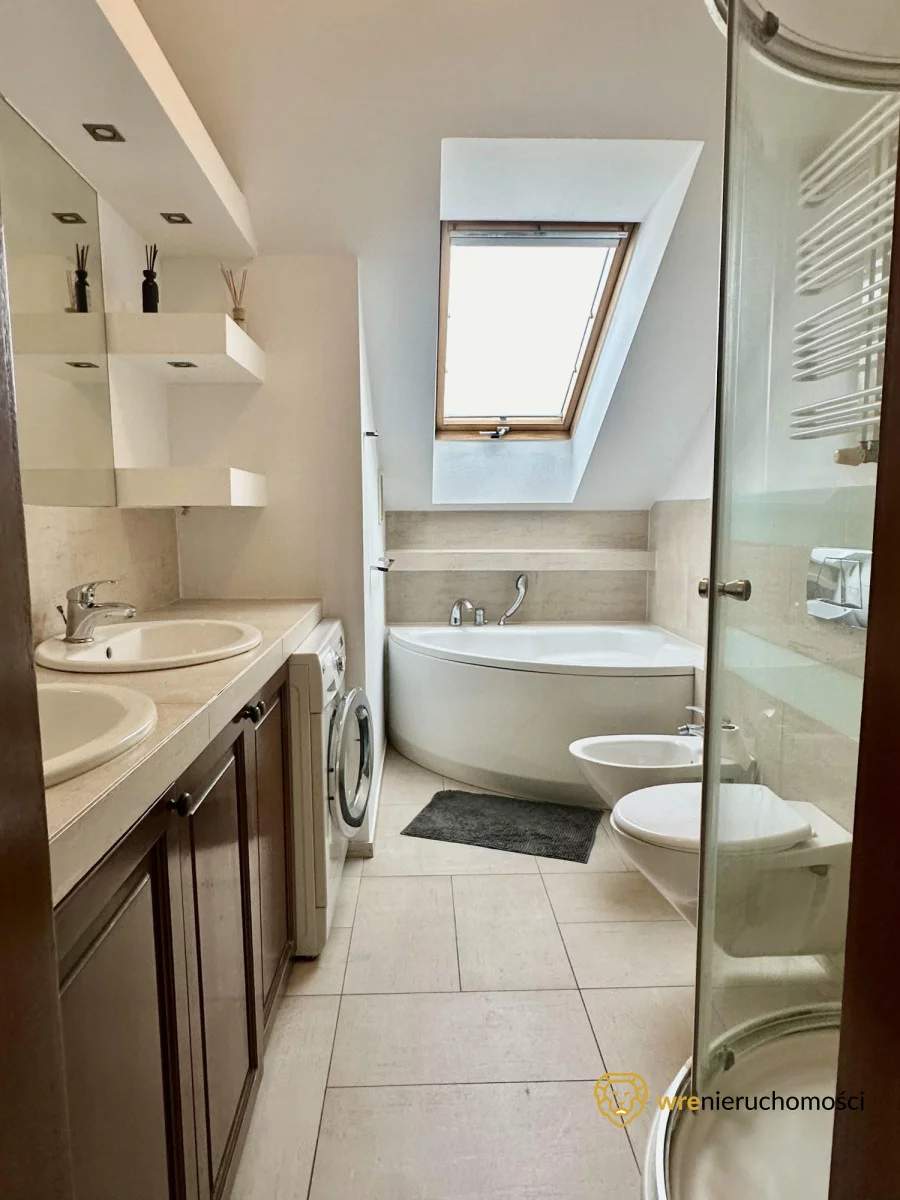 5 pokoi, mieszkanie 120,00 m², piętro 3, oferta nr , 812864, Wysoka