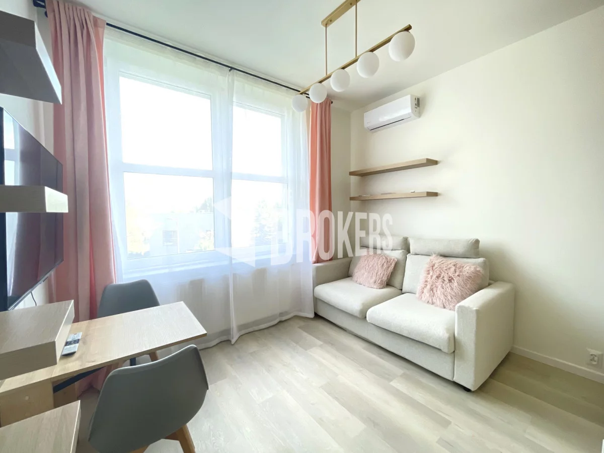 Apartamenty 875817 Warszawa Włochy