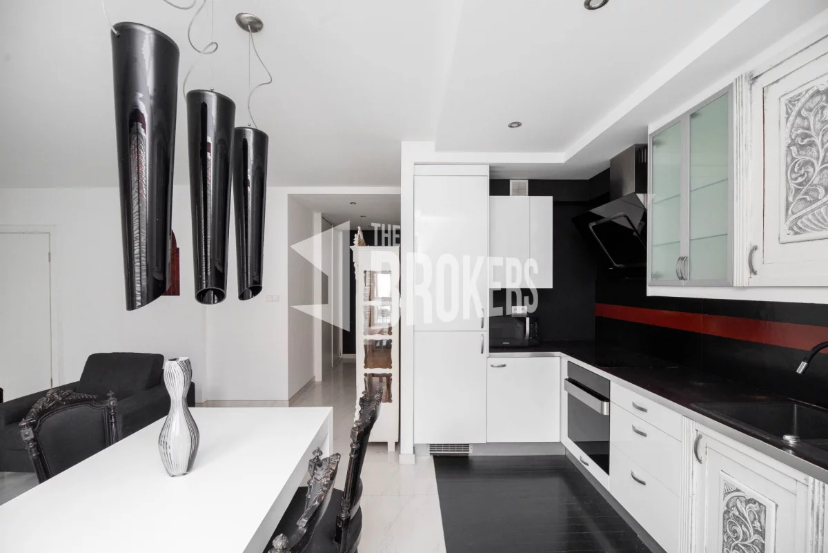 Apartamenty 825331 Warszawa