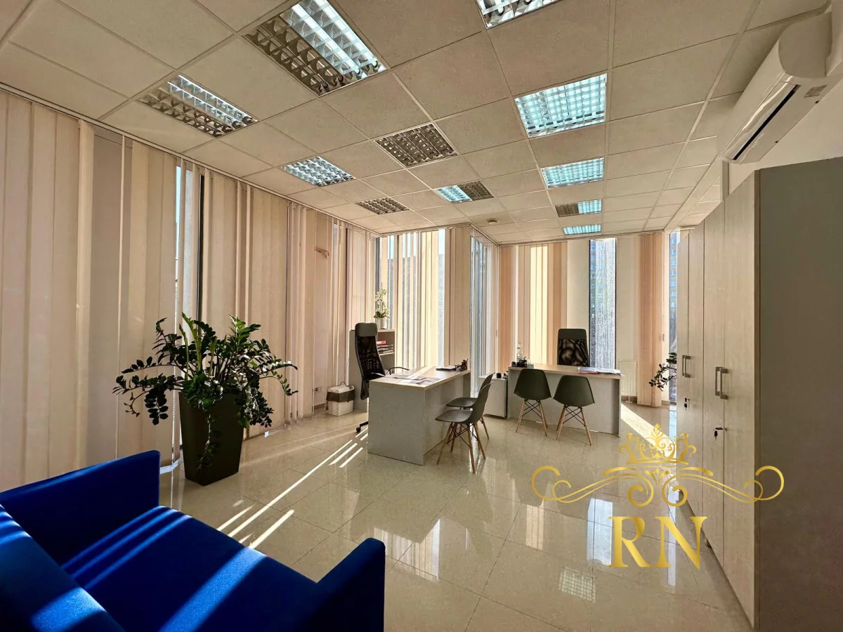 Biuro do wynajęcia, 104,00 m², oferta nr RN911984