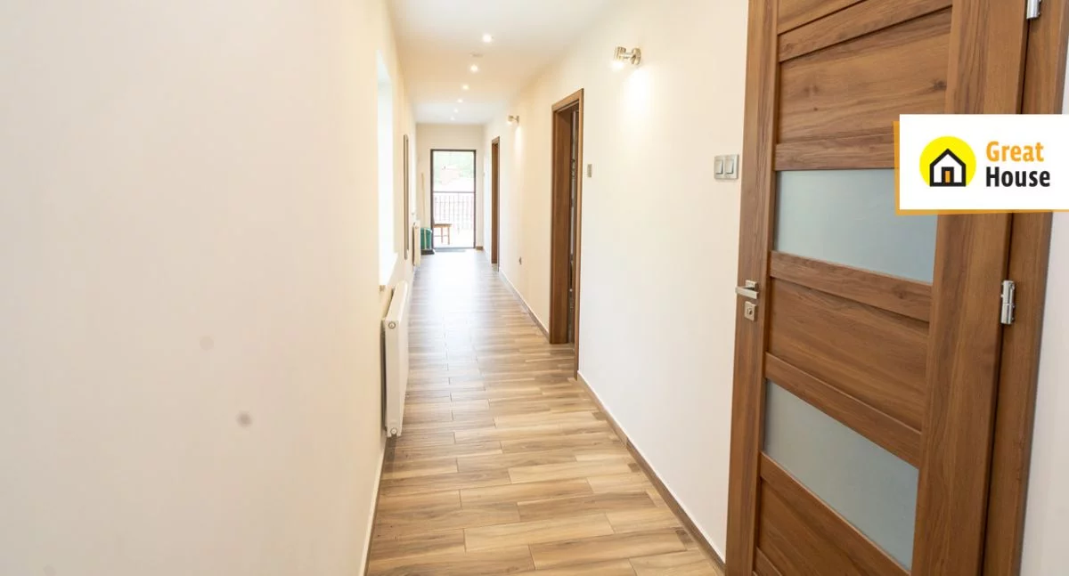 Obiekt 700,00 m², oferta nr , GH948426, Dzielna