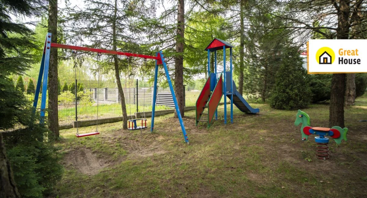 Obiekt 700,00 m², oferta nr , GH948426, Dzielna
