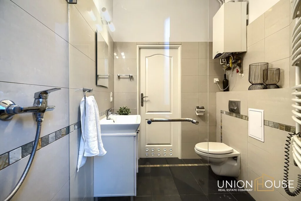 2 pokoje, mieszkanie 60,00 m², piętro 1, oferta nr , 249/12320/OMS, Kraków, Stare Miasto, Śródmieście, Blich