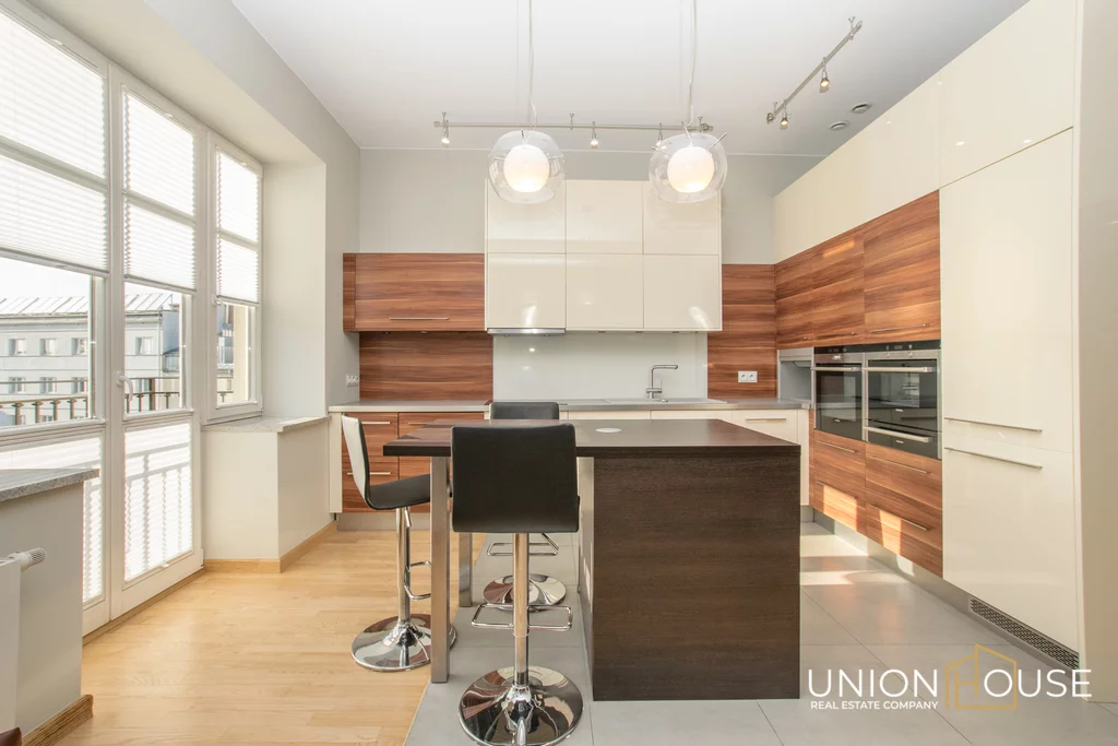 3 pokoje, mieszkanie 96,00 m², piętro 3, oferta nr , 452/12320/OMW, Kraków, Stare Miasto, Śródmieście, Marszałka Józefa Piłsudskiego