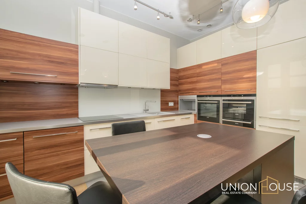 3 pokoje, mieszkanie 96,00 m², piętro 3, oferta nr , 452/12320/OMW, Kraków, Stare Miasto, Śródmieście, Marszałka Józefa Piłsudskiego