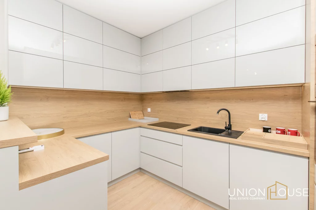 3 pokoje, mieszkanie 61,00 m², piętro 5, oferta nr , 466/12320/OMW, Kraków, Stare Miasto, Śródmieście, Prandoty