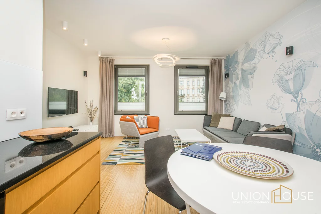 3 pokoje, mieszkanie 56,00 m², piętro 1, oferta nr , 453/12320/OMW, Kraków, Stare Miasto, Śródmieście, Sukiennicza