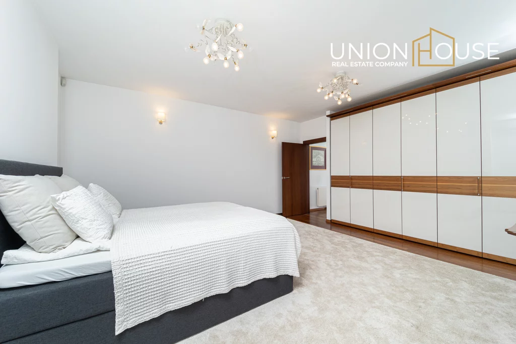 5 pokoi, apartament 228,00 m², piętro 4, oferta nr , 191/12320/OMS, Kraków, Stare Miasto, Stare Miasto, marsz. Józefa Piłsudskiego
