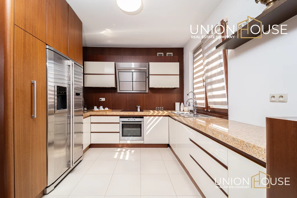 5 pokoi, apartament 228,00 m², piętro 4, oferta nr , 240/12320/OMS, Kraków, Stare Miasto, Stare Miasto, marsz. Józefa Piłsudskiego