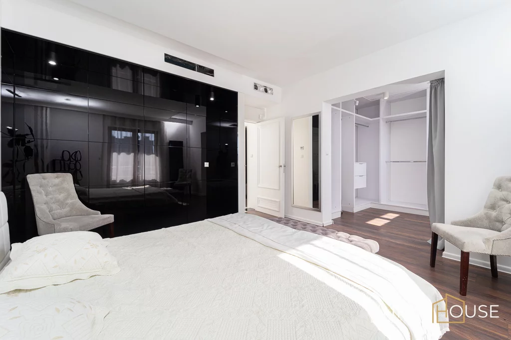5 pokoi, apartament 150,00 m², piętro 3, oferta nr , 402/12320/OMW, Kraków, Dębniki, Ruczaj, Komuny Paryskiej