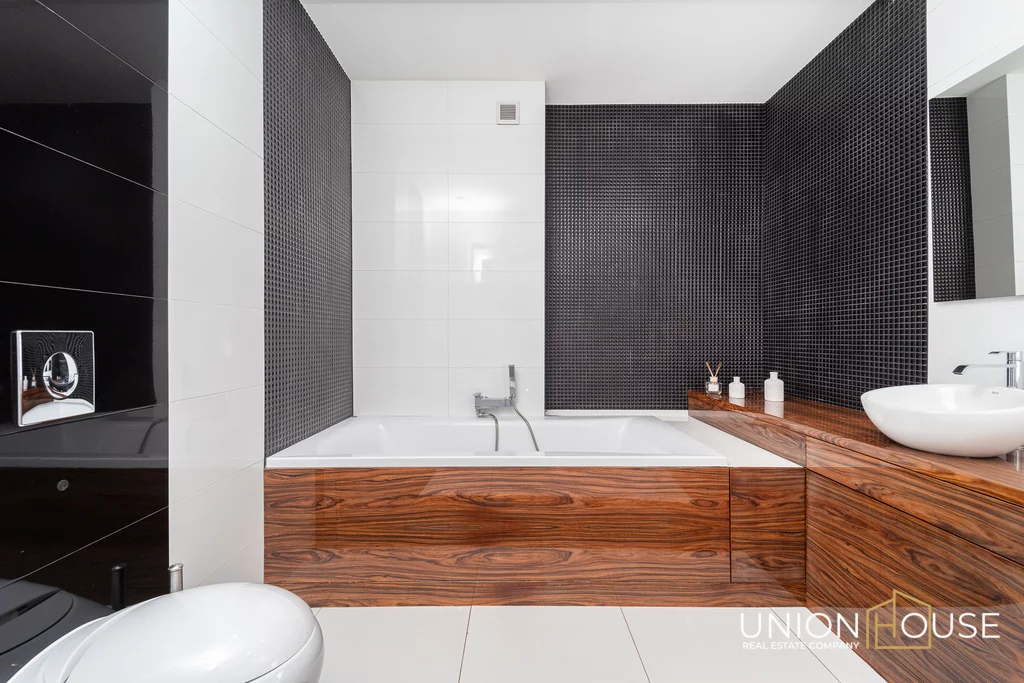 5 pokoi, apartament 150,00 m², piętro 3, oferta nr , 402/12320/OMW, Kraków, Dębniki, Ruczaj, Komuny Paryskiej