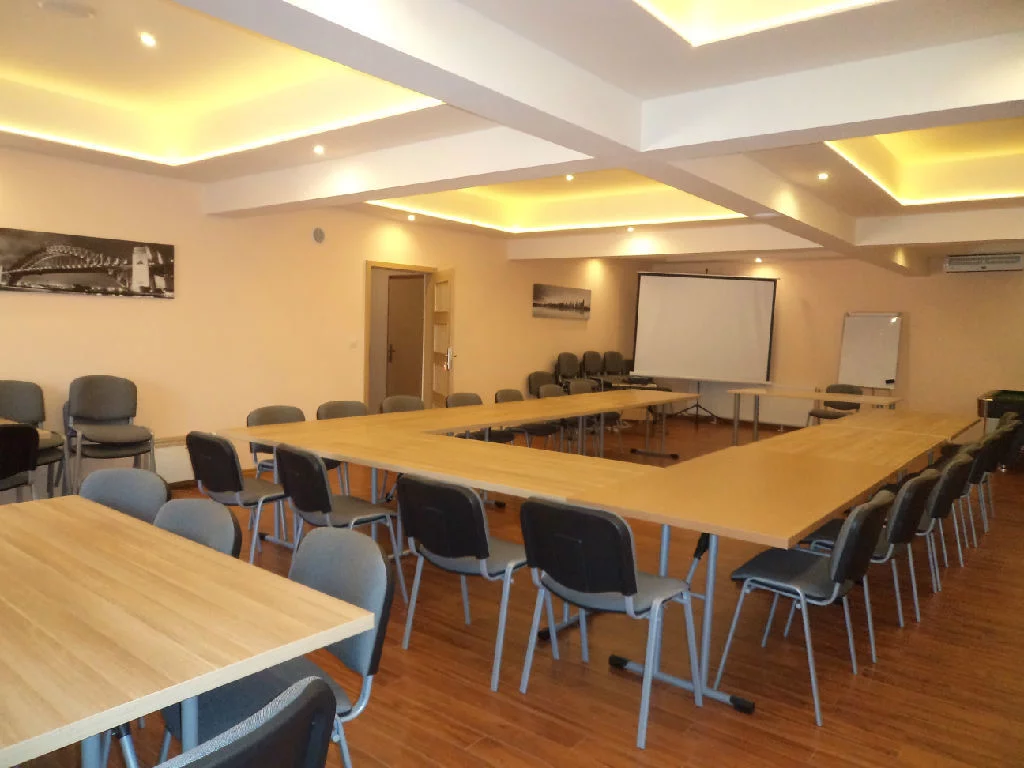 Lokal użytkowy 3 000,00 m², oferta nr , 28/14328/OOS, Wałbrzych, Śródmieście