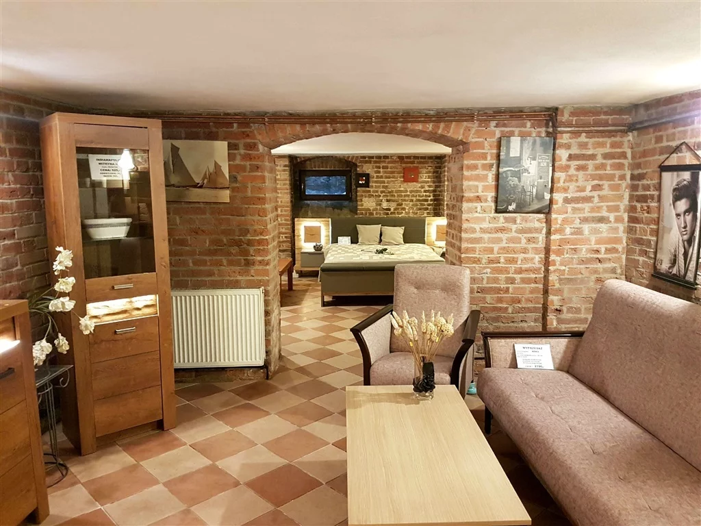 Lokal użytkowy 210,00 m², oferta nr , 14/14328/OLS, Wałbrzych, Śródmieście