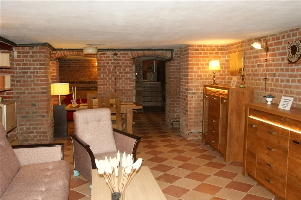 Lokal użytkowy 210,00 m², oferta nr , 14/14328/OLS, Wałbrzych, Śródmieście