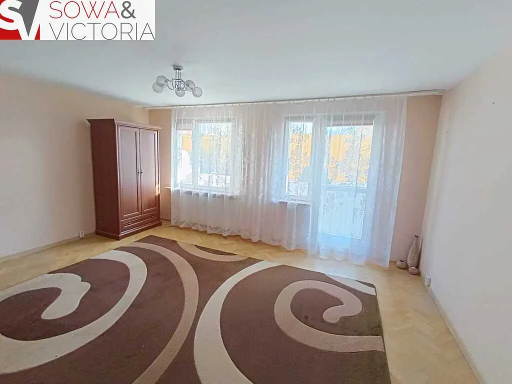 Mieszkanie trzypokojowe 69,70 m², Jelenia Góra, Sprzedaż