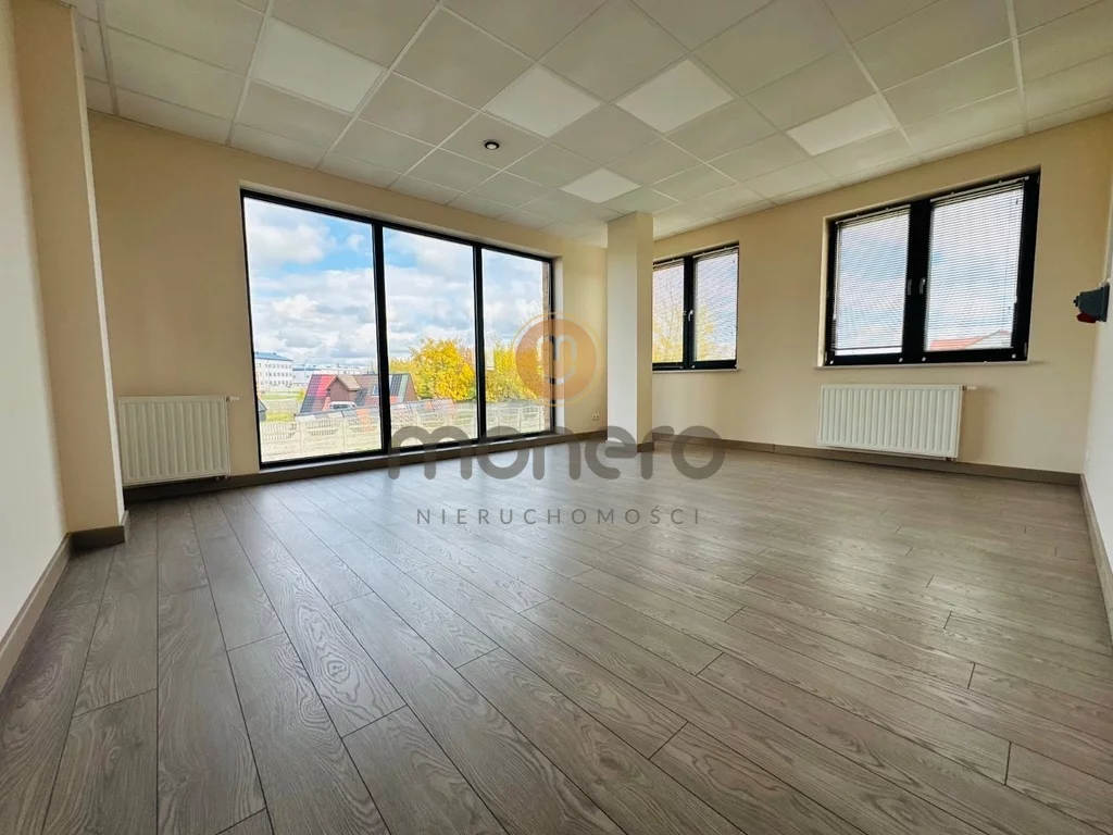 Lokal użytkowy 564,07 m², oferta nr , 8/13049/OLW, Radom, Apoloniusza Kędzierskiego