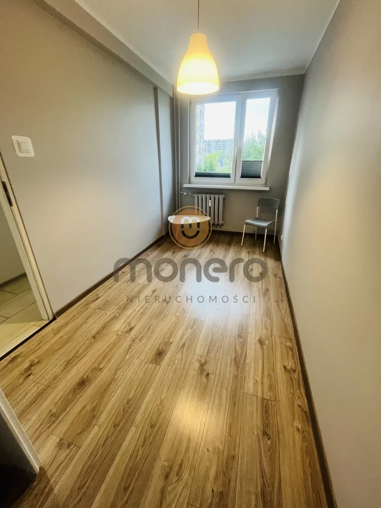 3 pokoje, mieszkanie 47,00 m², piętro 3, oferta nr , 206/13049/OMS, Radom, Olsztyńska