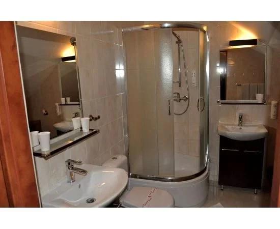 Obiekt 2 457,00 m², oferta nr , Hotel-Royal, Świlcza, Świlcza 147